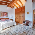 Pericas Villa *