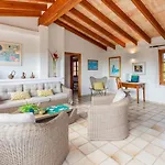 Pericas Villa